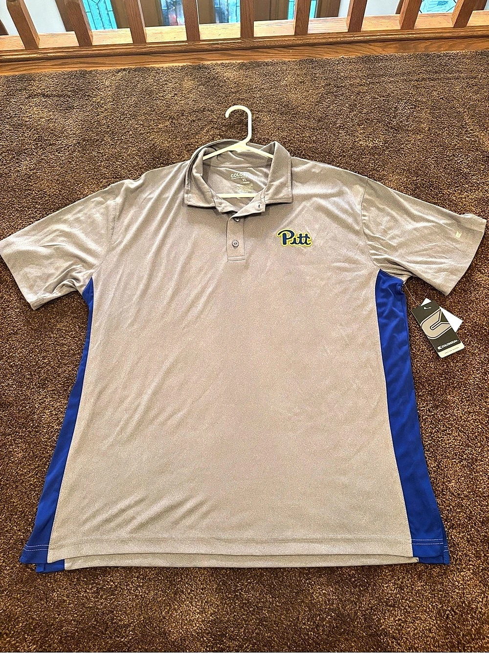 Colosseum polo  NWT
